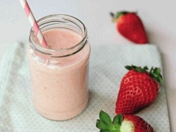 strawberry-avocado-smoothie