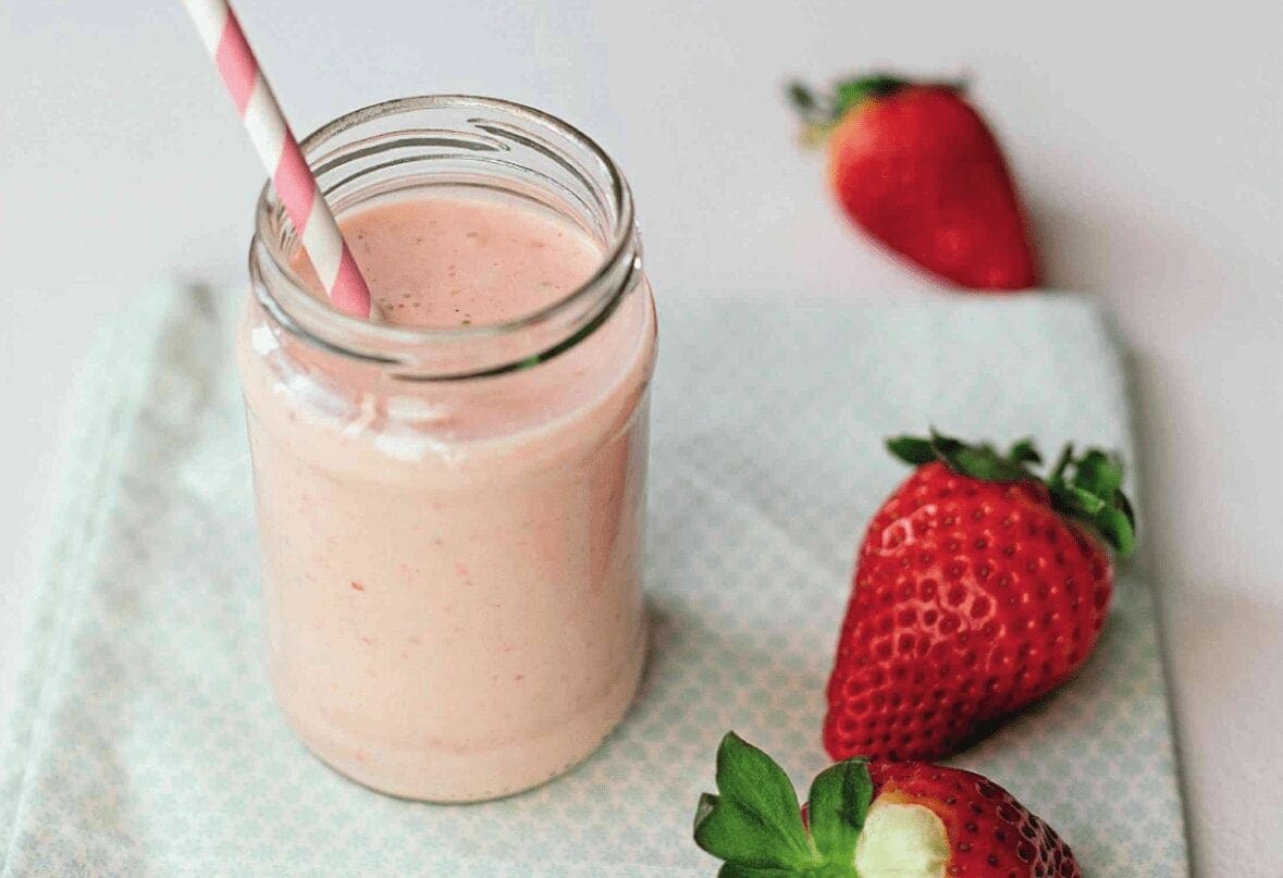 strawberry-avocado-smoothie